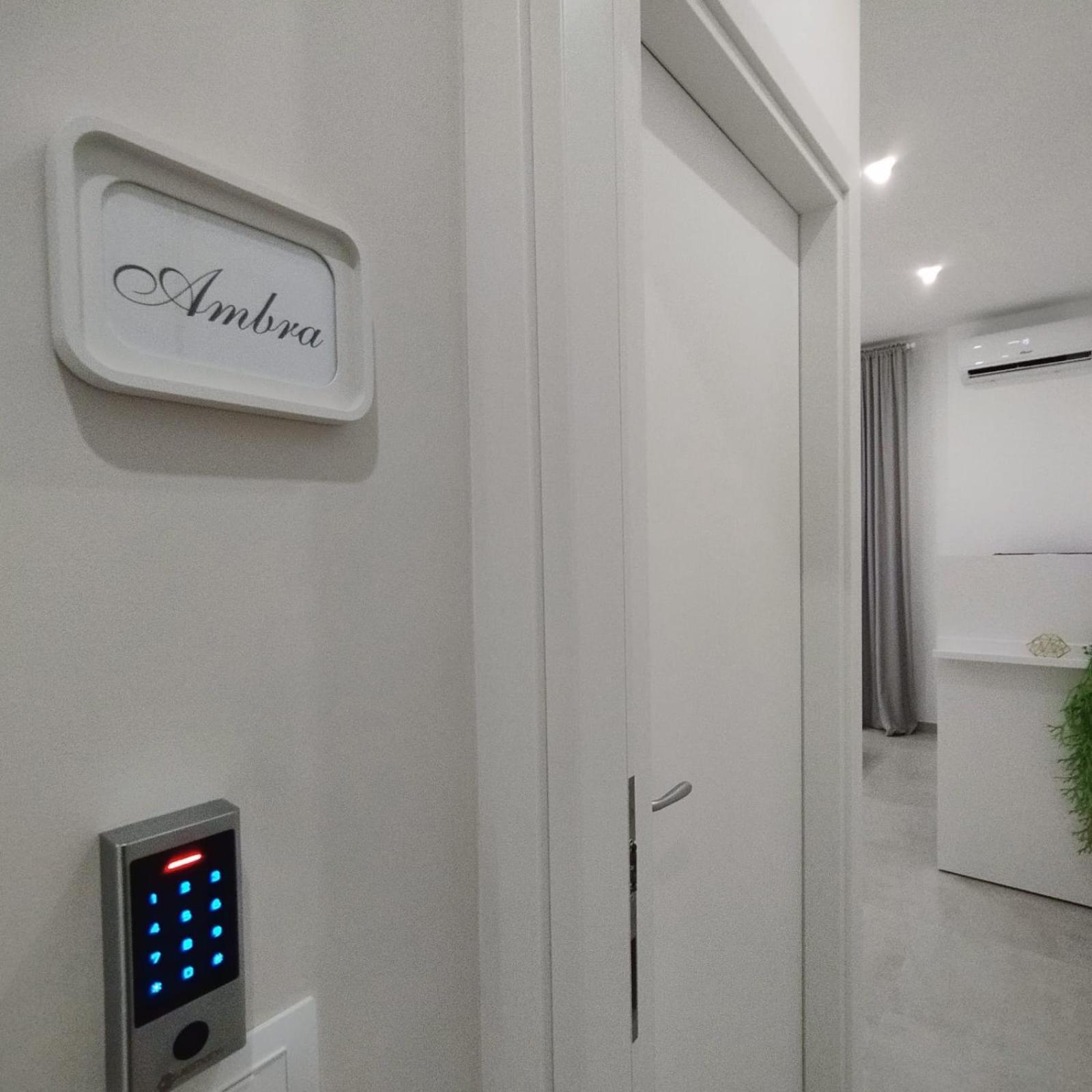 Agatha Modern Elegant Rooms SantʼAgata di Militello エクステリア 写真